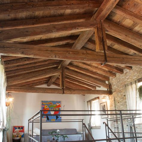 Travi In Legno Antico Per Tetti E Solai Travi Soffitto Con Travi In