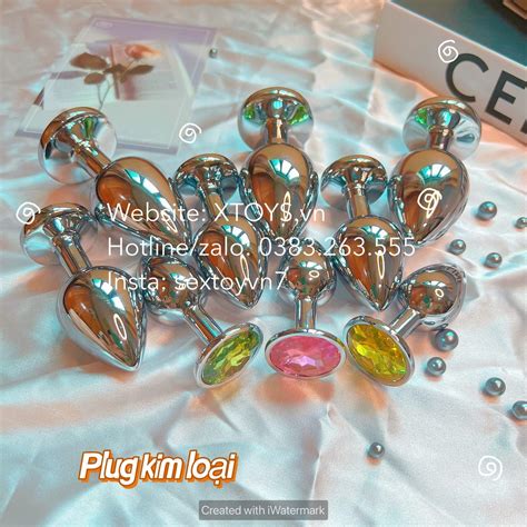 M136 Dụng Cụ Plug Anal Kích Thích Hậu Môn Đính Đá Xtoys