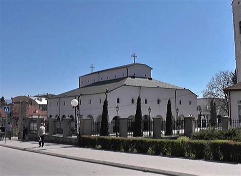 Данас се обележава празник Свете Тројице – силазак Светог Духа на апостоле