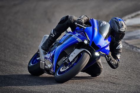 Yamaha Yzf R R M Sp Cifications Caract Ristiques R Wheelie