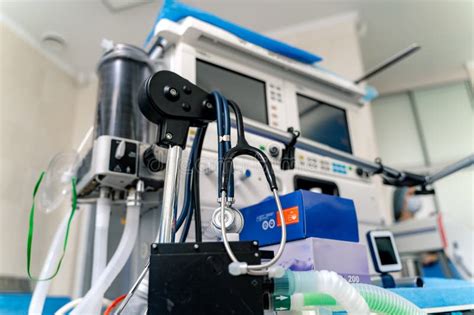 Artificial Lung Ventilation Apparatus In Modern Clinic Ventilation Of