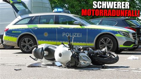 SCHWERER MOTORRADUNFALL Motorradfahrer 23 Krachte Im Gegenverkehr