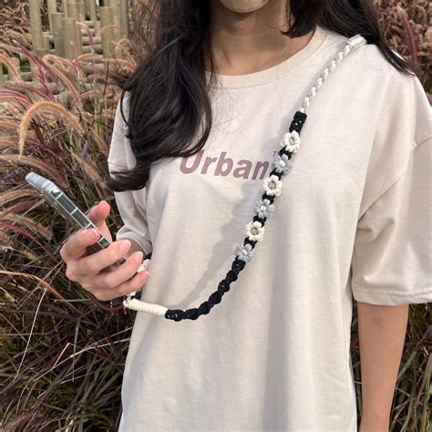 編織花花手機掛繩🌼 女孩板 Dcard