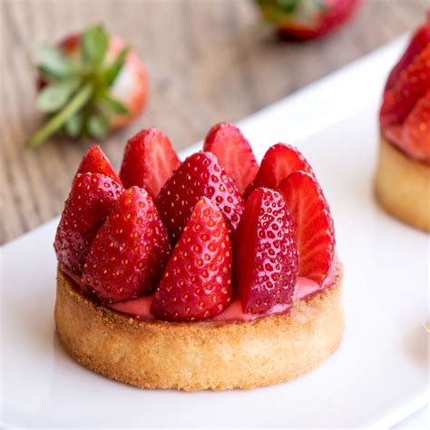 Tartelettes Aux Fraises Empreinte Sucr E Mini Tarte Recette De