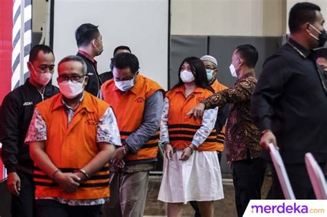 Foto Korupsi Tukin Ini Potret Barisan Pegawai Kementerian Esdm