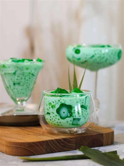 Creamy Buko Pandan Cafe Joanna