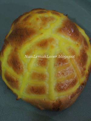 Nasi Lemak Lover Hot Cross Bun