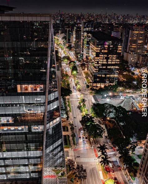 Avenida Brigadeiro Faria Lima Itaim Bibi São Paulo SP Turismo