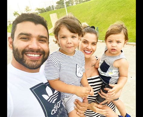 Foto Filhos De Andressa Suita E Gusttavo Lima Gabriel Tem Anos E