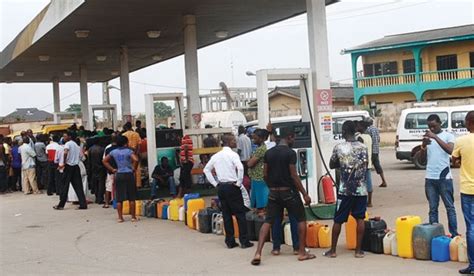 Nigerians Cautioned Against Panic Buying Of Fuel Oyibos Online