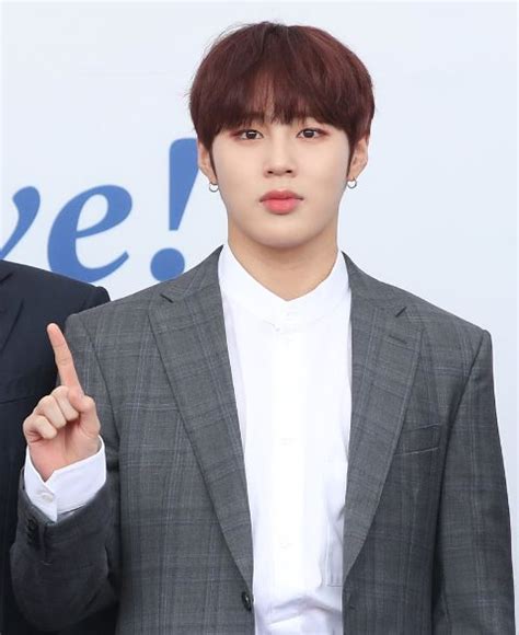 Pin de Gabriela Albornoz en 하성운 SUNG WOON Ha sungwoon