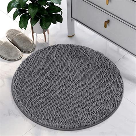 The Best Small Round Bathroom Rugs To Add To Your Space