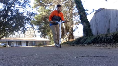 Triks - YouTube