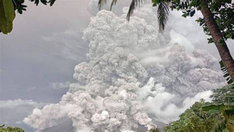 Status Gunung Ruang Level Awas Badan Geologi Keluarkan Peringatan