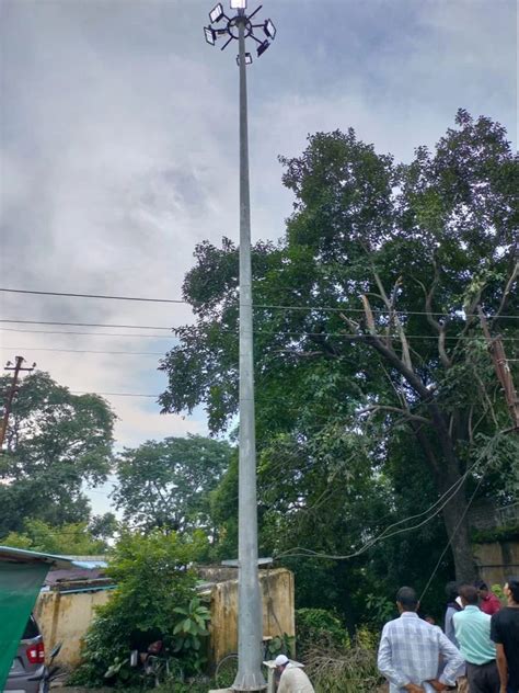 Mild Steel High Mast Lighting Pole For Highway 20 M In Delhi BLCC