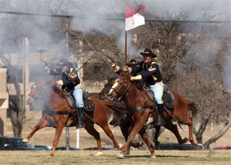 1st Cavalry Division Gets New Commander Military