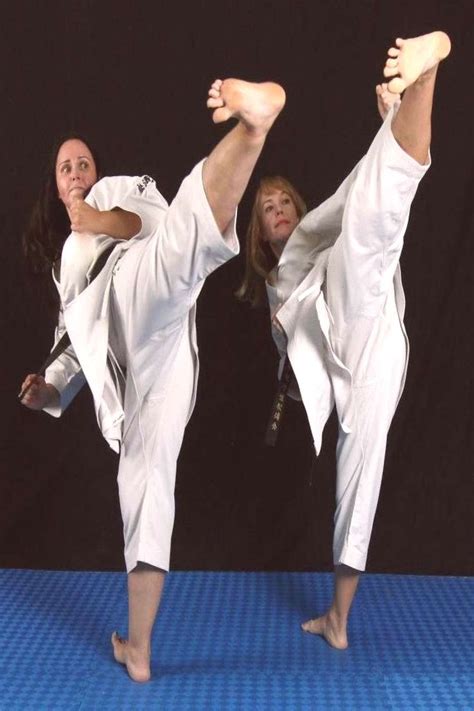 Women Karate Face Kicks Women Karate Women Karate Face Kicks Women