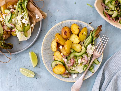 Limetten Kartoffeln Mit Pak Choi Und Gurken Salsa Rezept EAT SMARTER