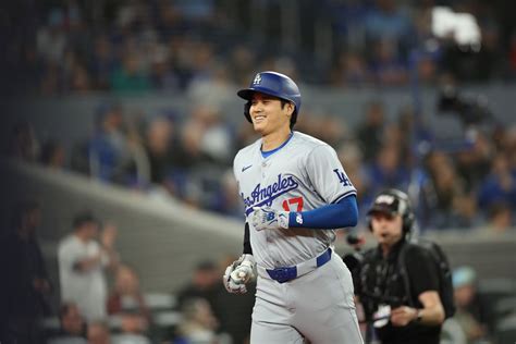 Shohei Ohtani homers in first at-bat vs. Blue Jays, amid Toronto boos ...