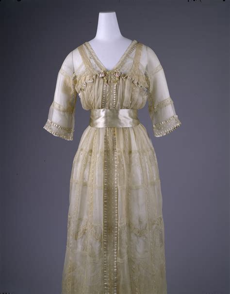 1916 1917 Lucile Dress Metropolitan Museum Of Art New York City New