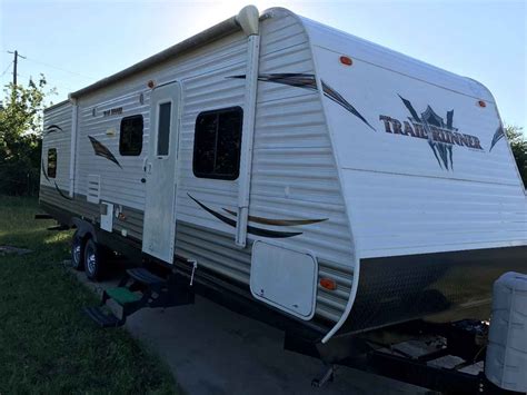 2014 Used Heartland TRAIL RUNNER SLE TR SLE 29 Travel Trailer In Texas