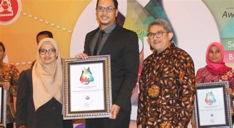 Sml Raih Penghargaan Indonesia Pr Of The Year Sinar Mas