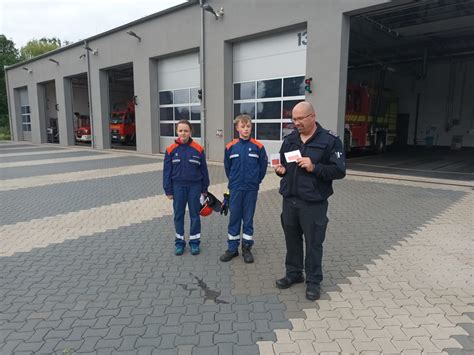 Spannender Ausbildungsdienst stärkt Teamgeist bei der Jugendfeuerwehr