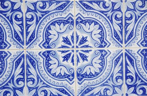 Portuguese Tiles A History Of Art And Tradition Tribos