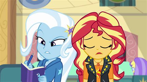 Safe Screencap Aqua Blossom Sunset Shimmer Trixie