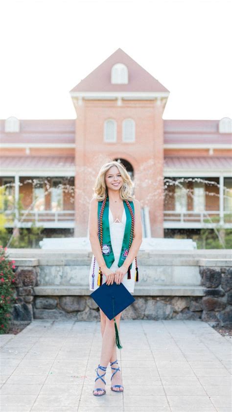 University Of Arizona Grad Photos Graduation Picture Poses Grad