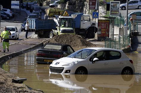 Le Foto Delle Alluvioni In Costa Azzurra Il Post