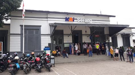 Mengenal Lempuyangan Stasiun Zaman Belanda Yang Mendadak Viral Di