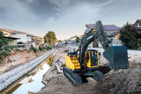 Raupenbagger Hyundai Hx Alcr Bss Heavy Machinery Gmbh