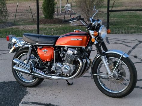 Well Kept 1972 Honda Cb750 Four K2 Looks Great Wearing Candy Sunrise