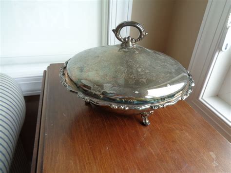 Vintage Oneida Silver Plate Covered Serving Bowl Pyrex Glass Etsy