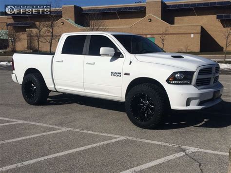 2016 Dodge Ram 1500 With 20x12 44 Moto Metal Mo962 And 35125r20 Amp Terrain Attack At A And