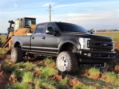 Customized 2017 Ford F 250 Lariat Super Duty Monster Truck For Sale