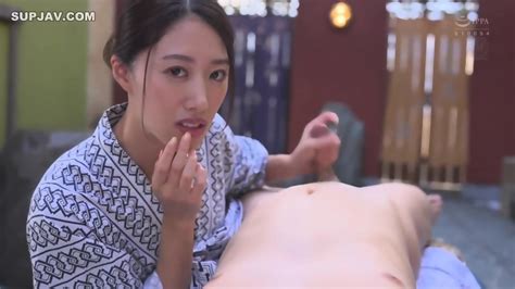 A Hot Spring Trip Where Married Women Who Have Too Much Free Time Keep Getting Creampied And