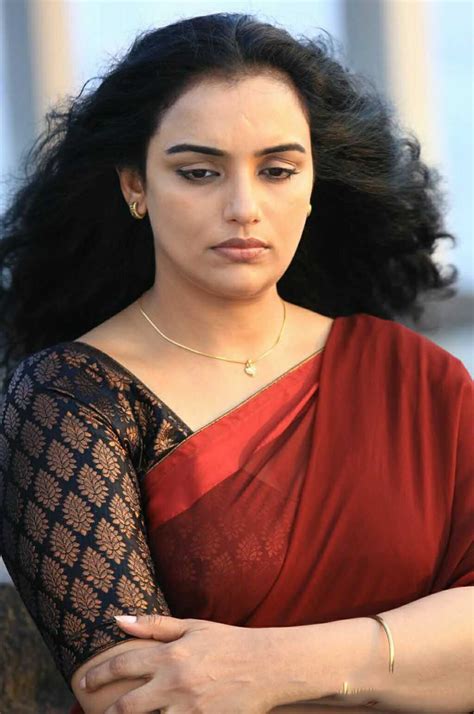 Shweta Menon Photos Pictures Wallpapers