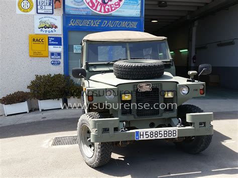 LAND ROVER SANTANA MILITAR SUBURENSE D AUTOMÒBIL