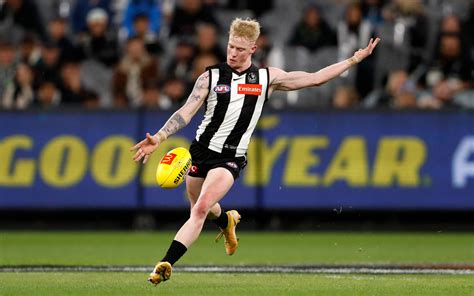 Collingwood Defender S Shock Request Tigers Demons And Eagles Busy