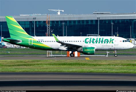 PK GQH Citilink Airbus A320 214 WL Photo By Stanley Joe Hidayat ID