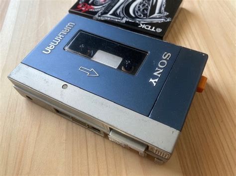 Yahooオークション 即決【整備済完動品】sony Walkman Tps L2 初代