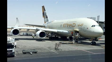 Etihad A Abu Dhabi London Heathrow Ey Youtube