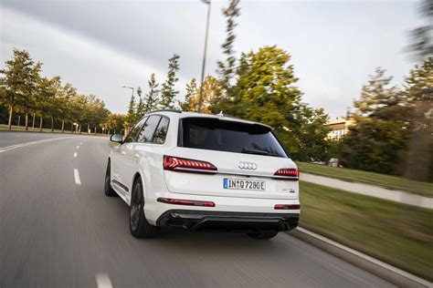 Audi Q Tfsie Quattro El Suv H Brido Enchufable Llega A Espa A