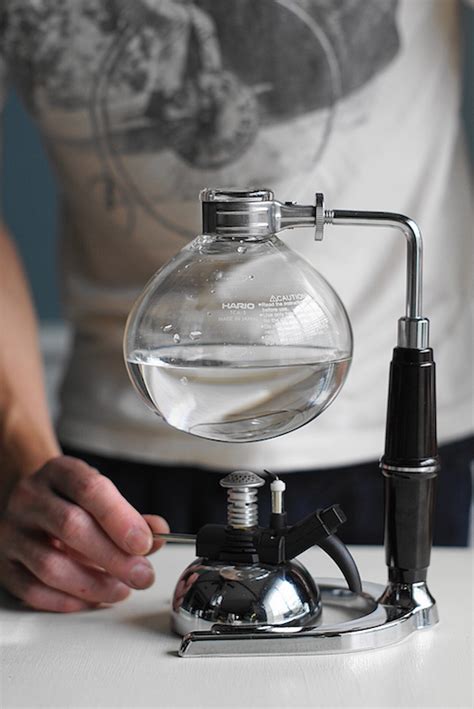 How To Use Siphon Coffee Maker Your Step By Step Guide Coffeesphere