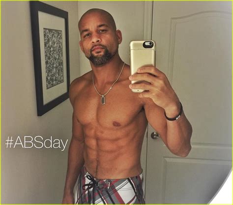 Insanity S Shaun T Responds To Body Shamers Calling Him Too Skinny