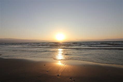 Imagen Gratis Amanecer Cielo Ola Playa Agua Sol Alba Mar