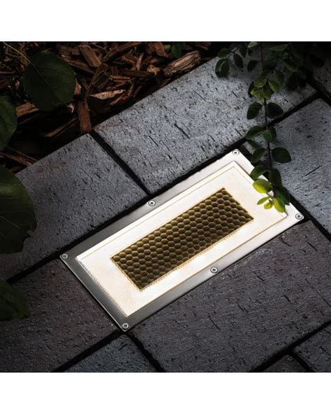 Empotrable De Suelo Solar LED 0 6W IP67 Acero Inox 2700K Con Sensor De