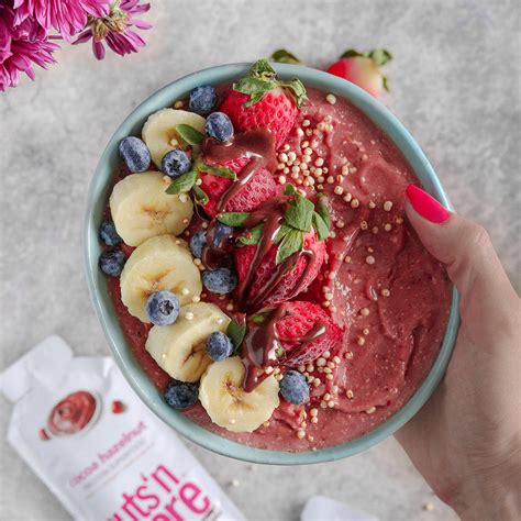 Strawberry Banana Protein Smoothie Bowl